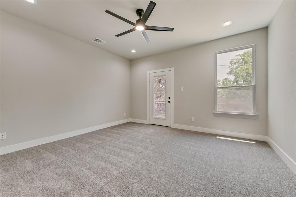 Lagow School - Residential