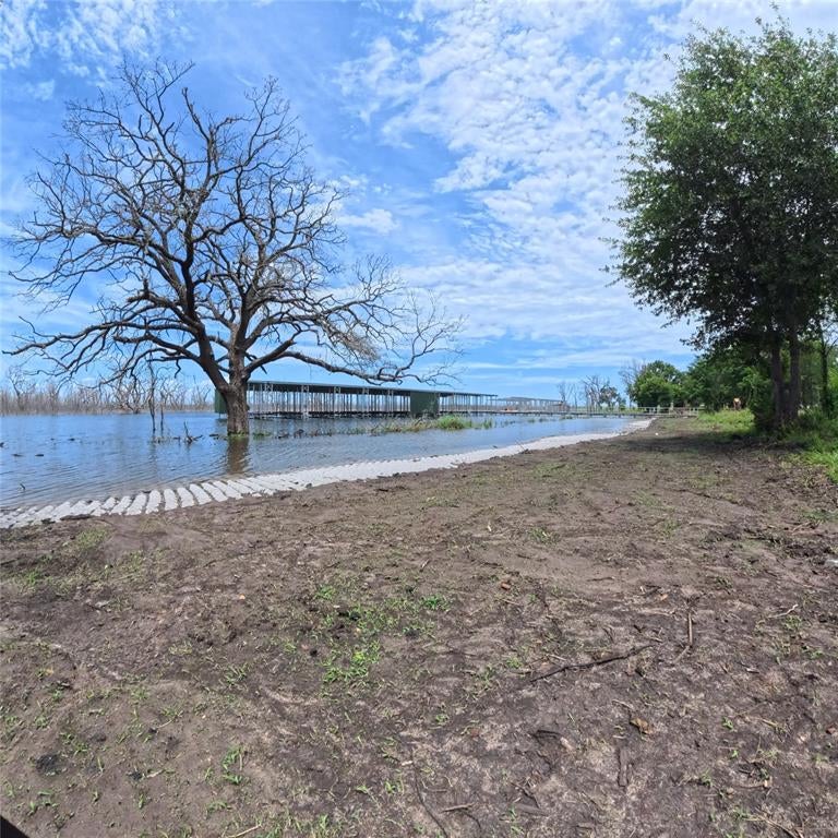 285 Shoreline Drive S9-0103