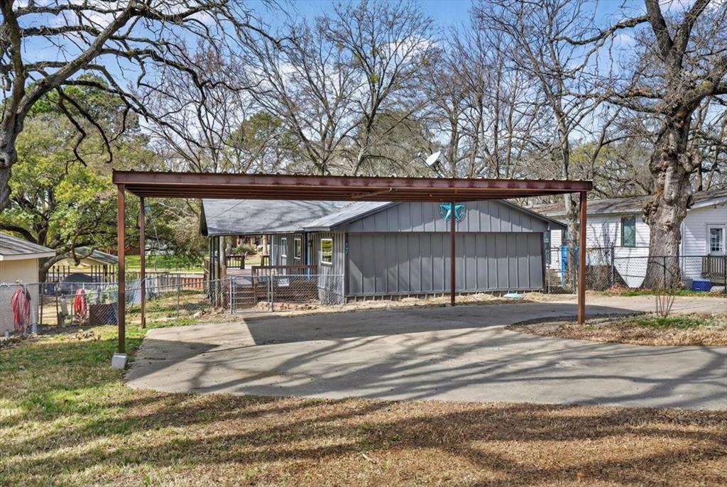 Tanglewood Shores - Residential