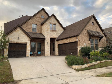 Photo of 2617 Virginia Parkway, Flower Mound, TX 75022 (MLS # 21385077)