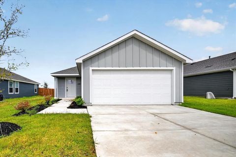 Photo of 3022 Serenity Lane, Sherman, TX 75090 (MLS # 21342848)