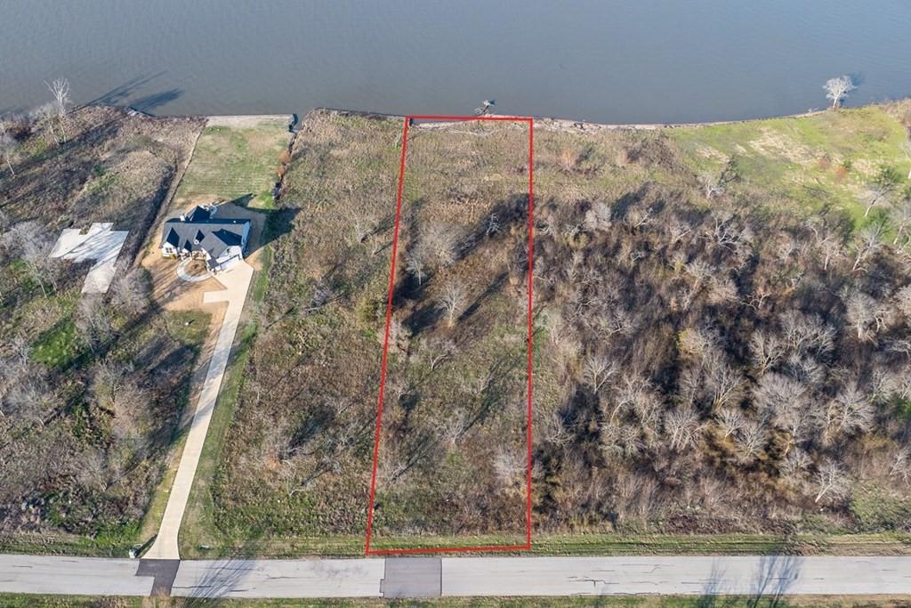 9433 W Shore Line Drive