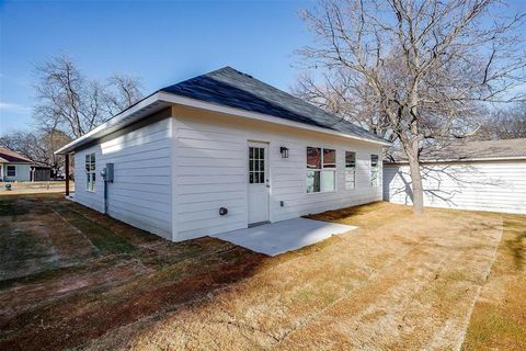 A home in Cleburne