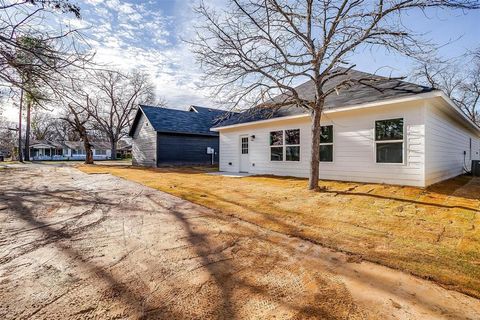 A home in Cleburne