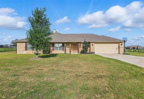 Photo of 240 Springwood Ranch Loop, Springtown, TX 76082 (MLS # 21101836)