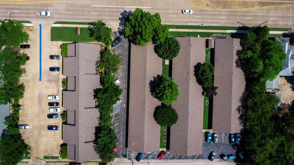 Photo of 376 W Main Street #E, Lewisville, TX 75057 (MLS # 21392510)