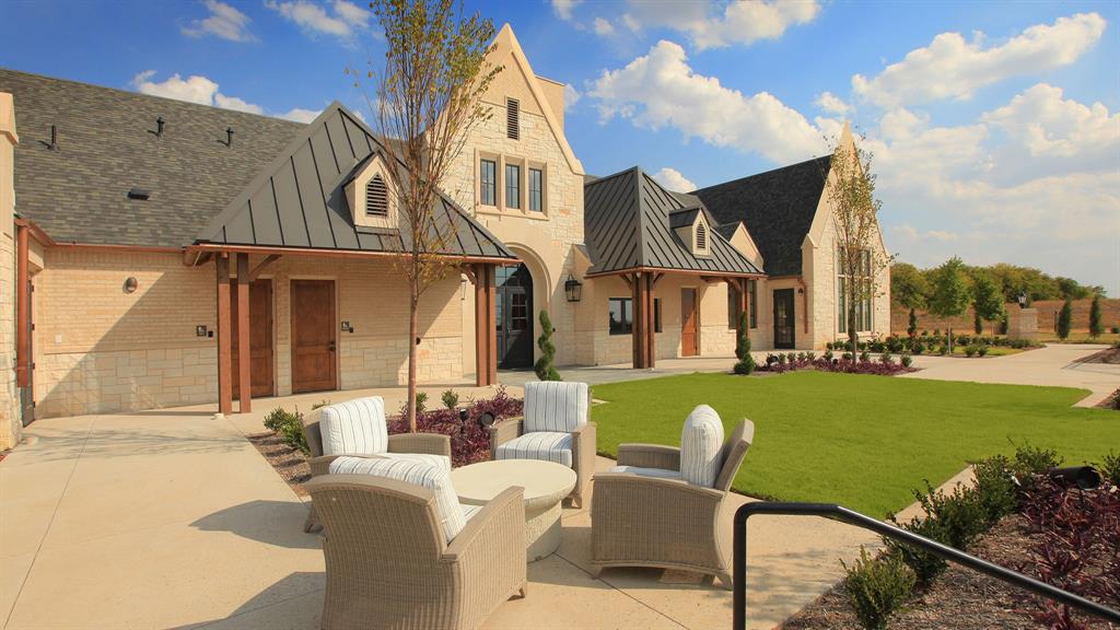 2704 Norfolk Drive