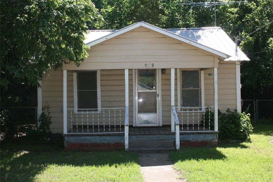 This charming 1-bedroom, 1-bath bungalow offers 528 sq ft of preserved originality, perfectly positioned just north of the historic Courthouse Square. Filled with authentic materials and timeless character, this home captures the craftsmanship of its era while providing a cozy, efficient layout. Its location delivers unbeatable walkability to downtown shops, dining, and community events, all while nestled in a quiet, established neighborhood. A rare opportunity to own a piece of Weatherford’s history with endless potential for restoration, investment, or a thoughtfully curated personal retreat.
