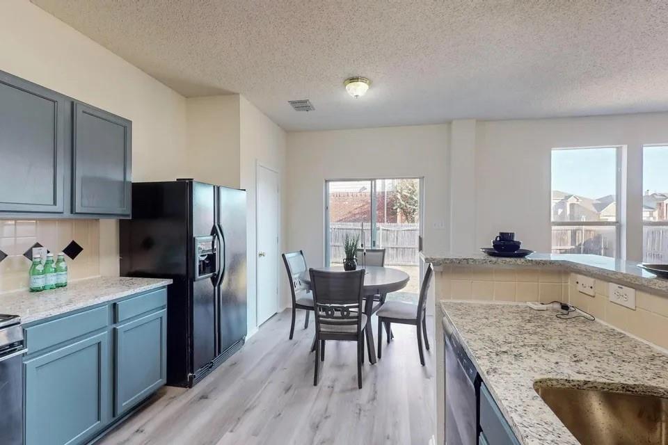 South Ridge Hills Add - Residential Lease