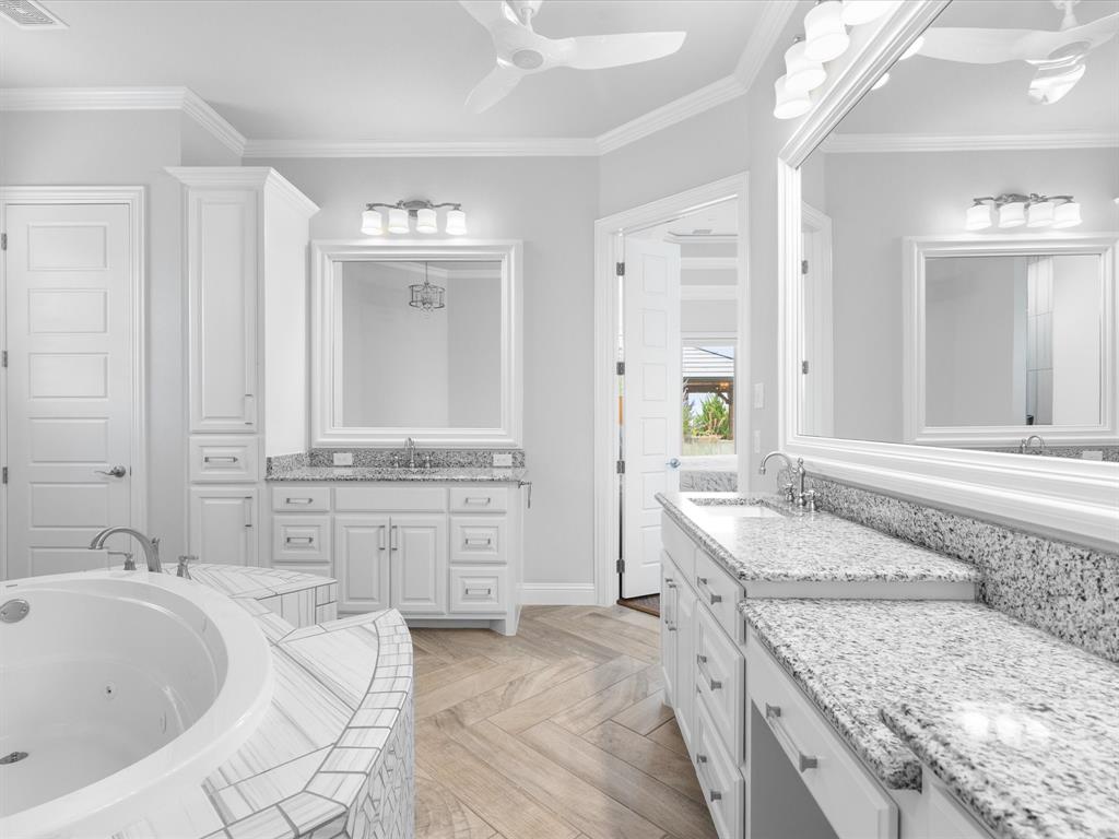 La Madera - Residential