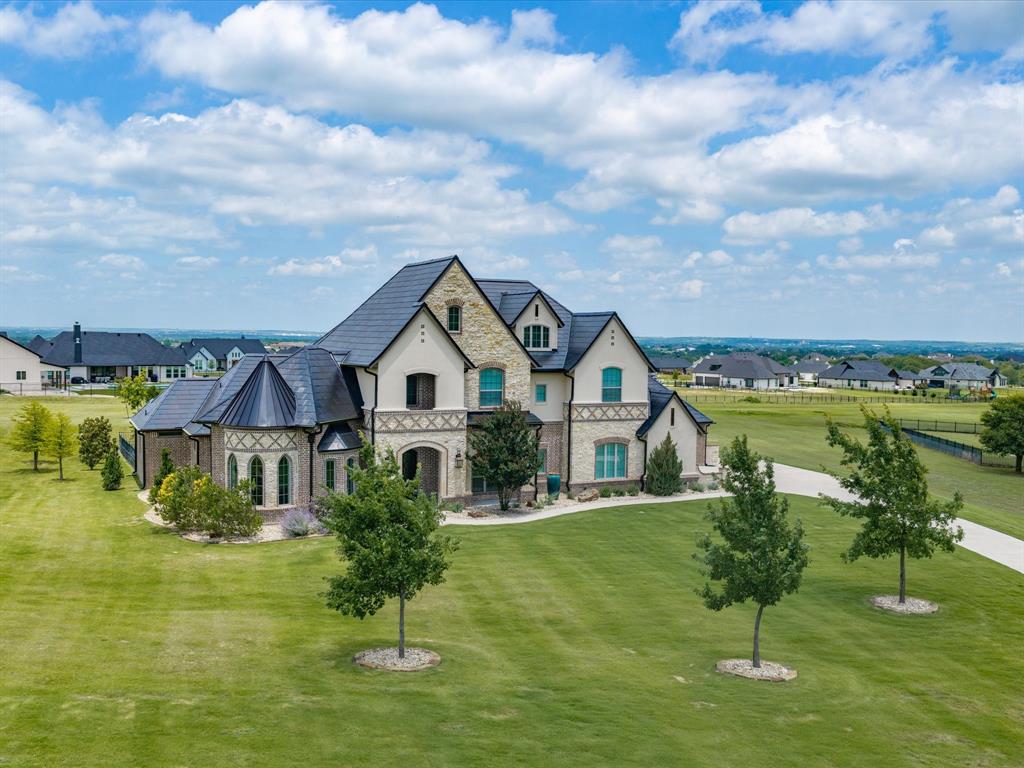 212 Nueces Trail