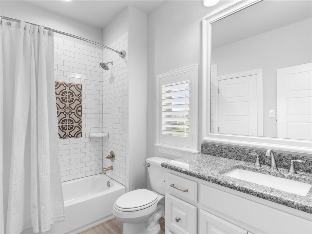 La Madera - Residential