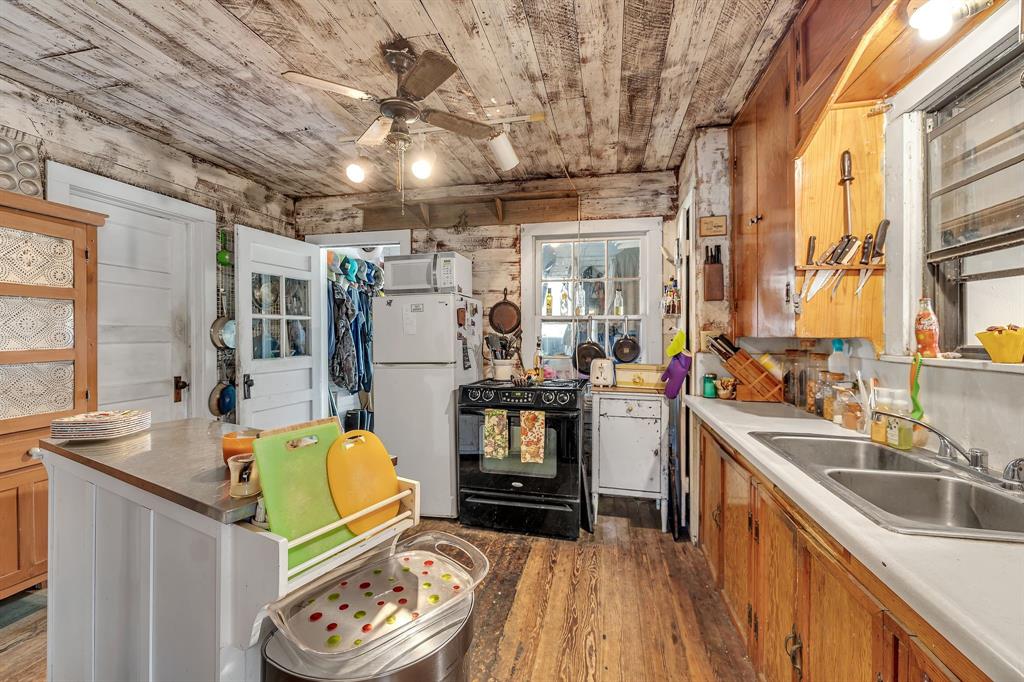 Polly Meeks Surv Abs #640 - Residential