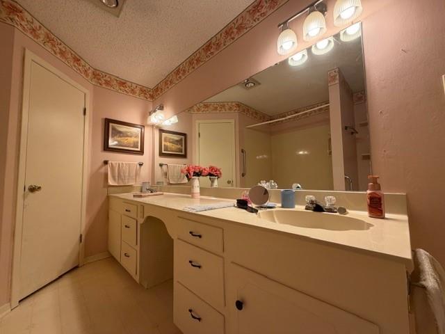 Three Points Estates - Residential