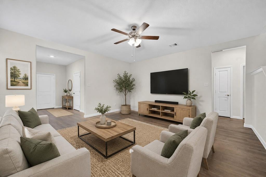 3955 Oak Creek Circle