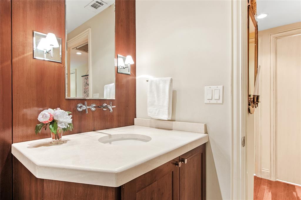 Turtle Creek North Condo - Residential