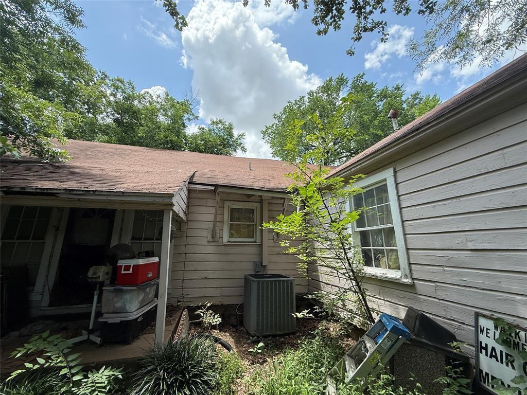 Eighth Street 02 - Residential