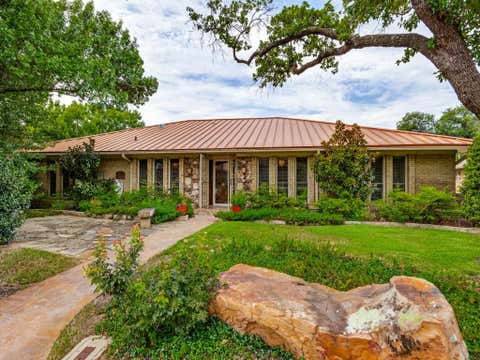 Photo of 6153 Danbury Lane, Dallas, TX 75214 (MLS # 21366227)