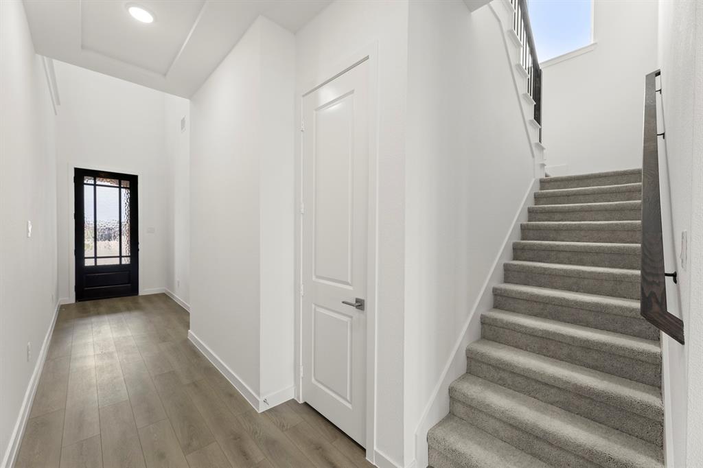 6805 Cater Trail