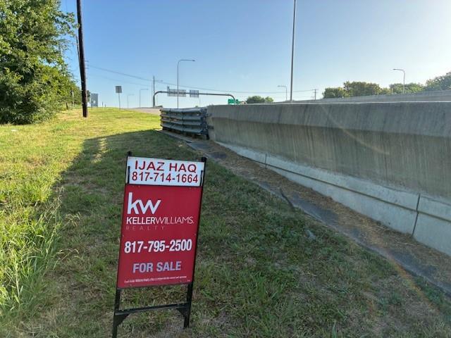 John M Thomas - Land