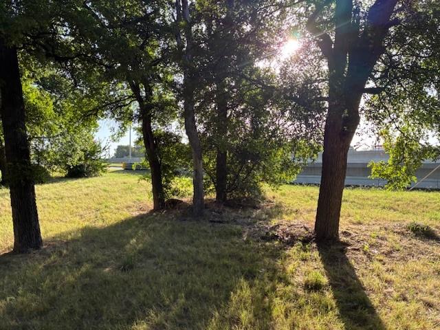 John M Thomas - Land