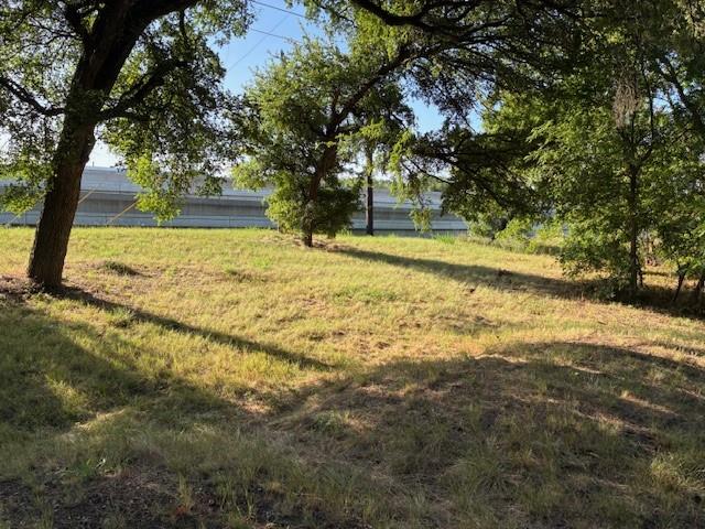 John M Thomas - Land