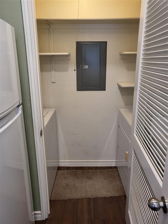 Cloisters Condo The - Residential Lease