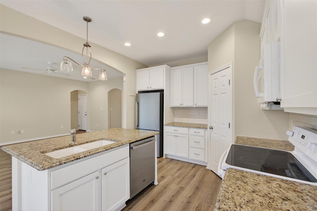 Golden Mdws Village Sub Un #1 - Residential