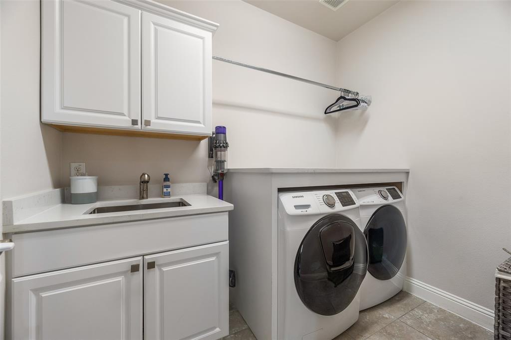 Creekside - Residential