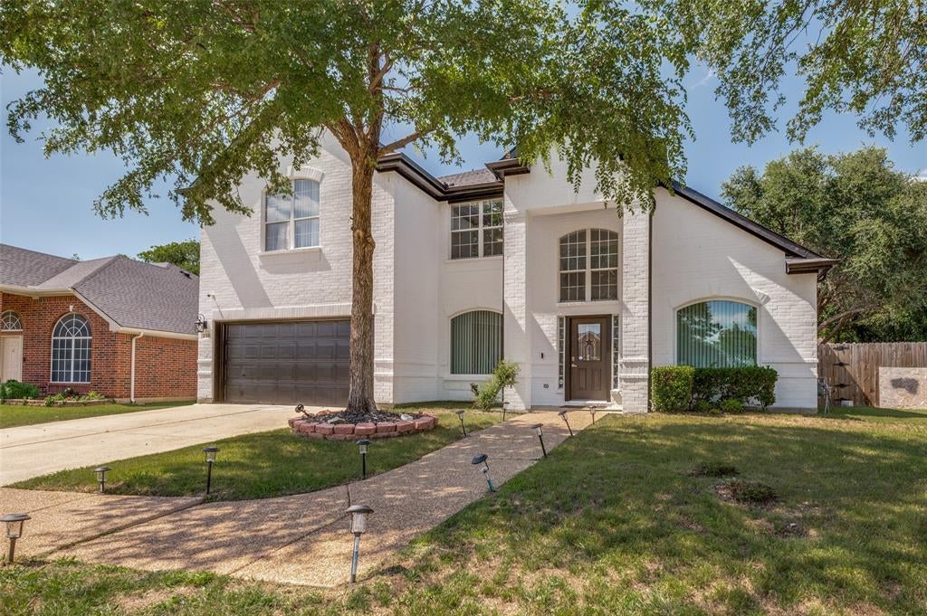 230 Longhorn Trail