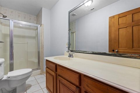 Tiny photo for 1219 County Road 3550, Paradise, TX 76073 (MLS # 21196325)