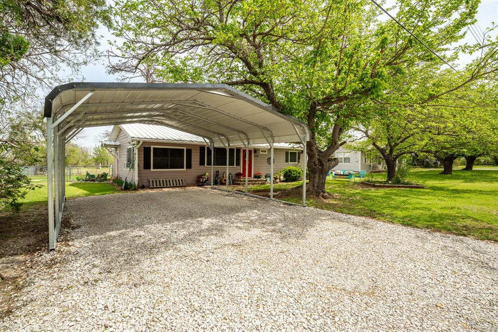209 S Comanche Drive