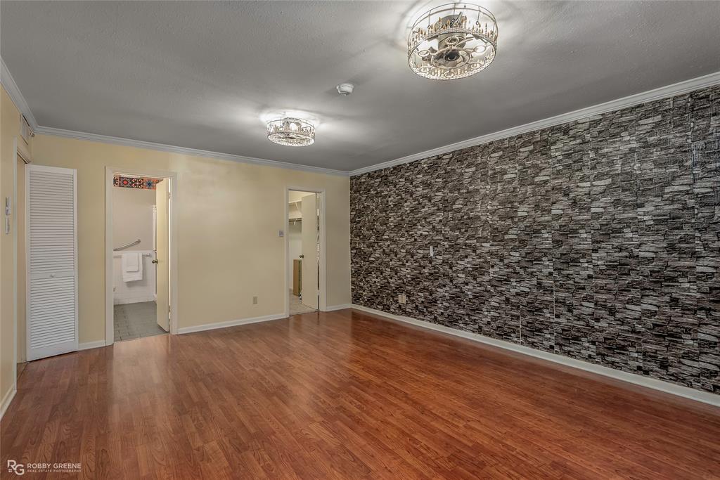 Fairfield Oaks Condos - Residential