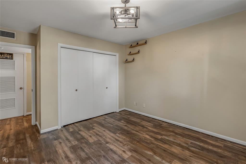 Fairfield Oaks Condos - Residential