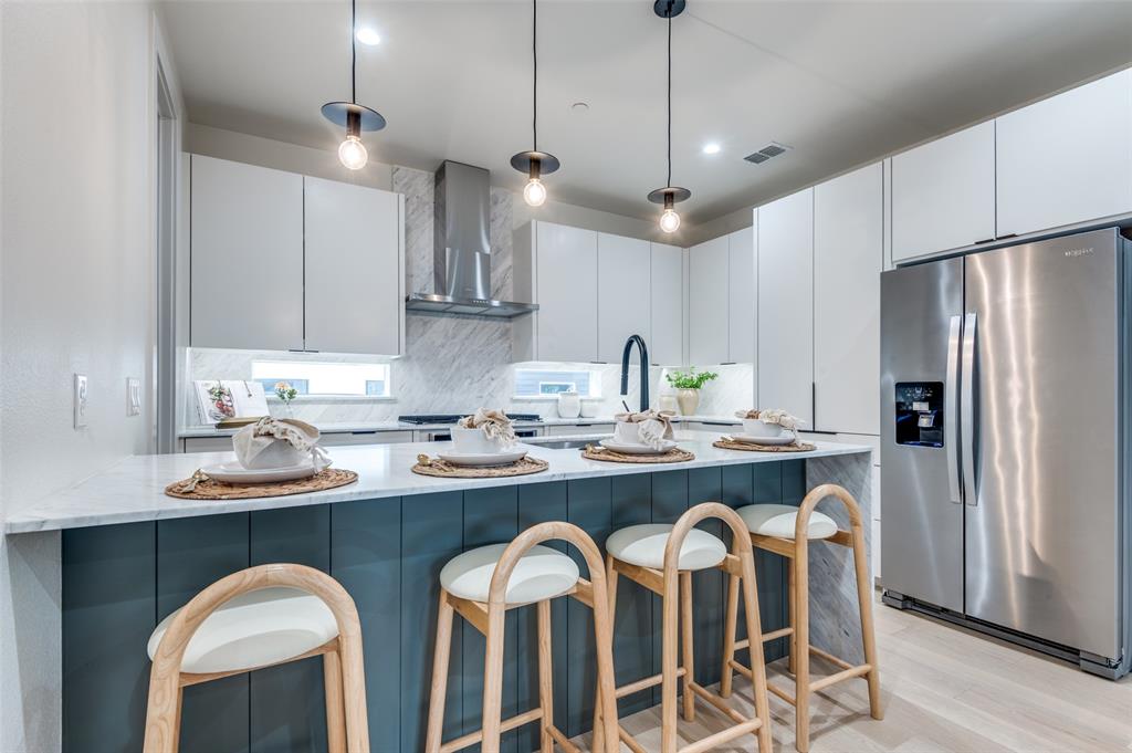 1147 Madison Condos - Residential