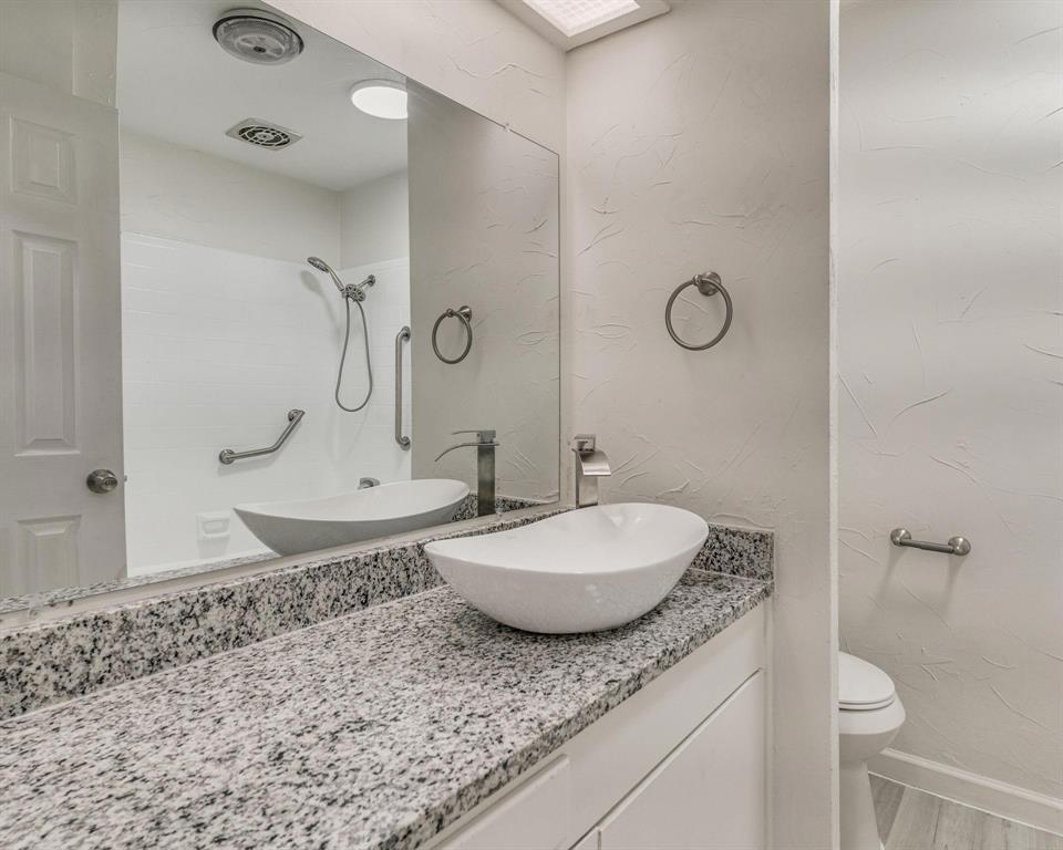 Forest Oaks West Add - Residential Lease