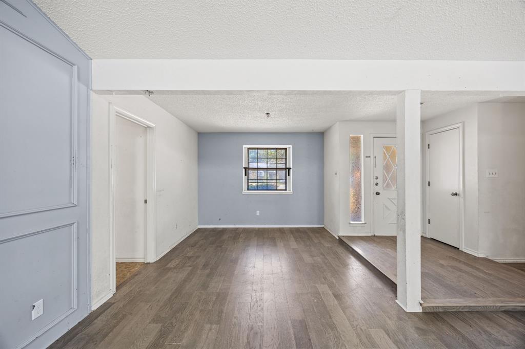 3801 Pleasant Wood Court