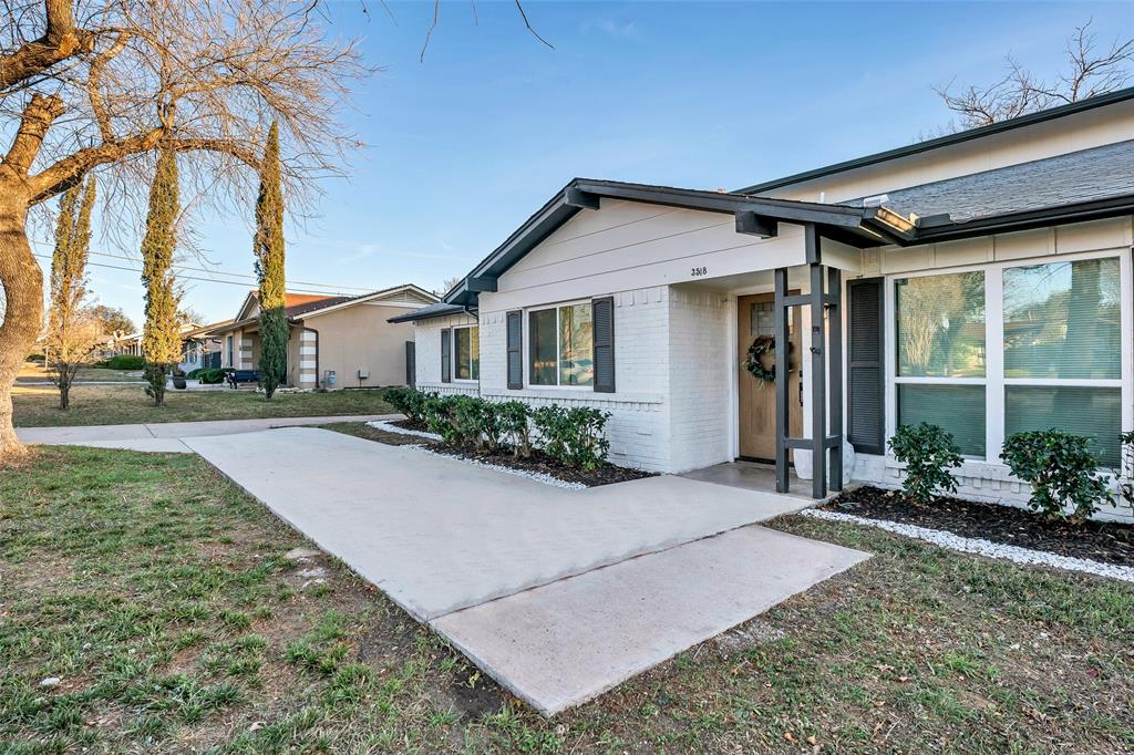 3518 W Rochelle Road