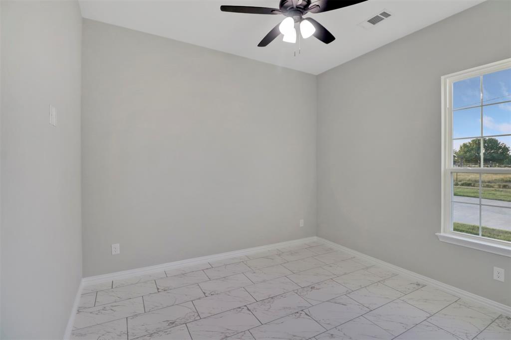 Mid Point Ranchette - Residential