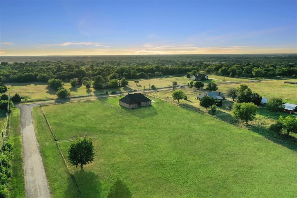 Mid Point Ranchette - Residential