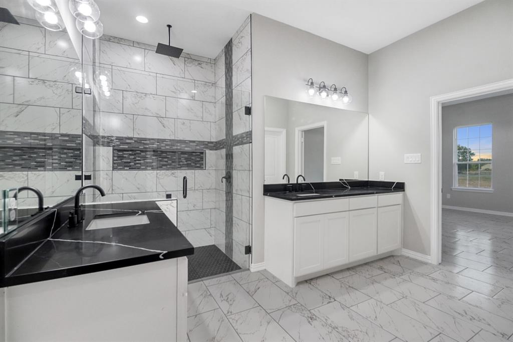 Mid Point Ranchette - Residential