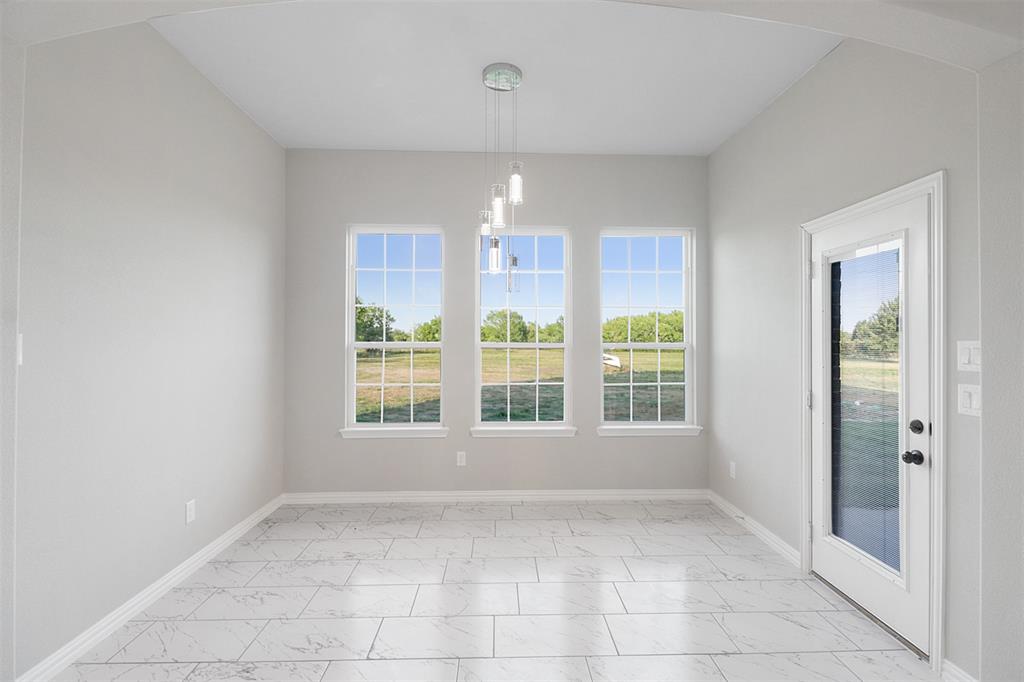 Mid Point Ranchette - Residential