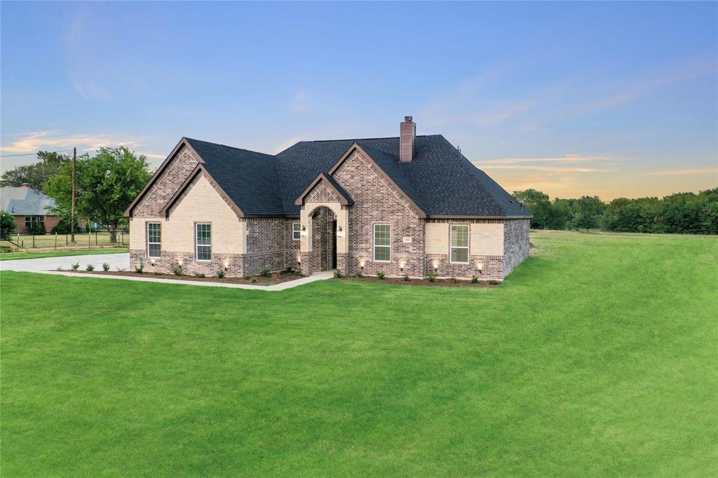 Mid Point Ranchette - Residential