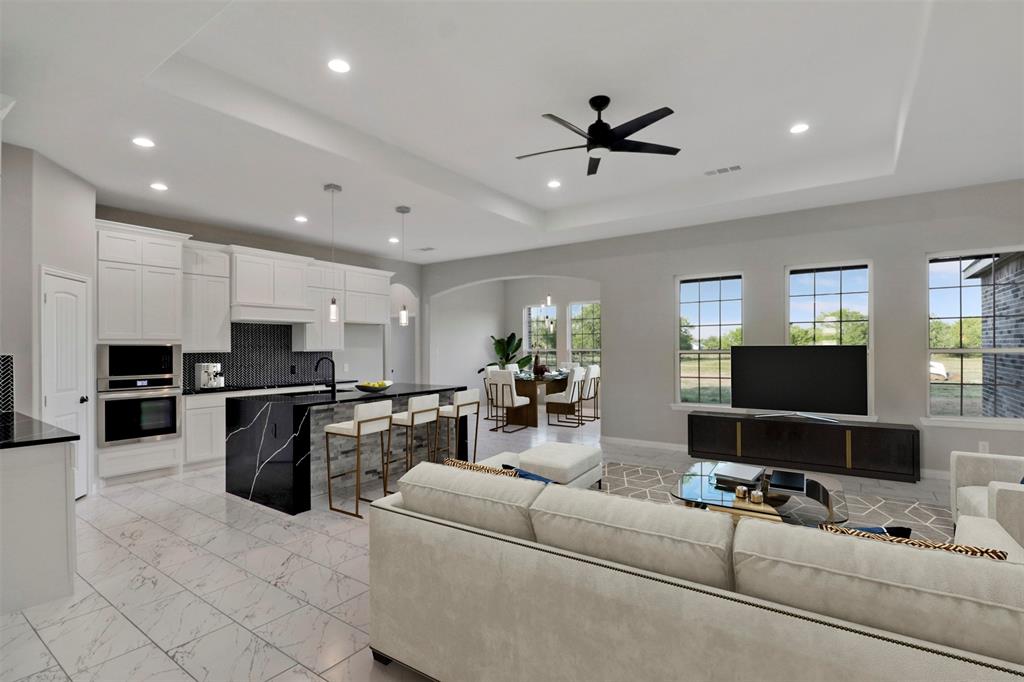 Mid Point Ranchette - Residential