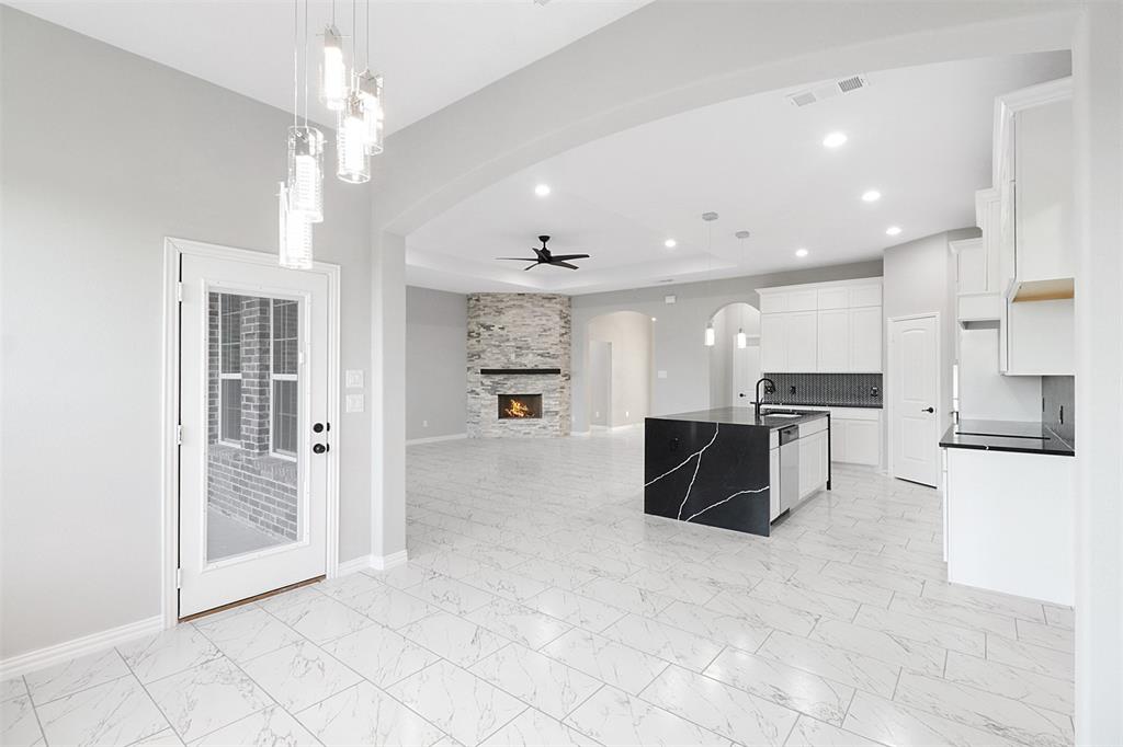 Mid Point Ranchette - Residential