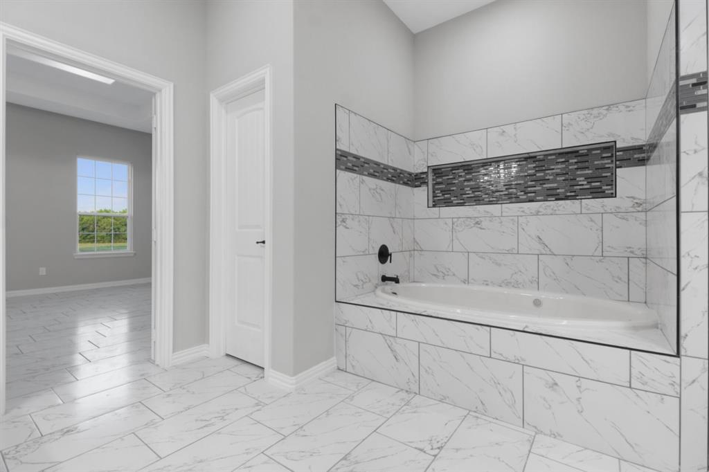 Mid Point Ranchette - Residential