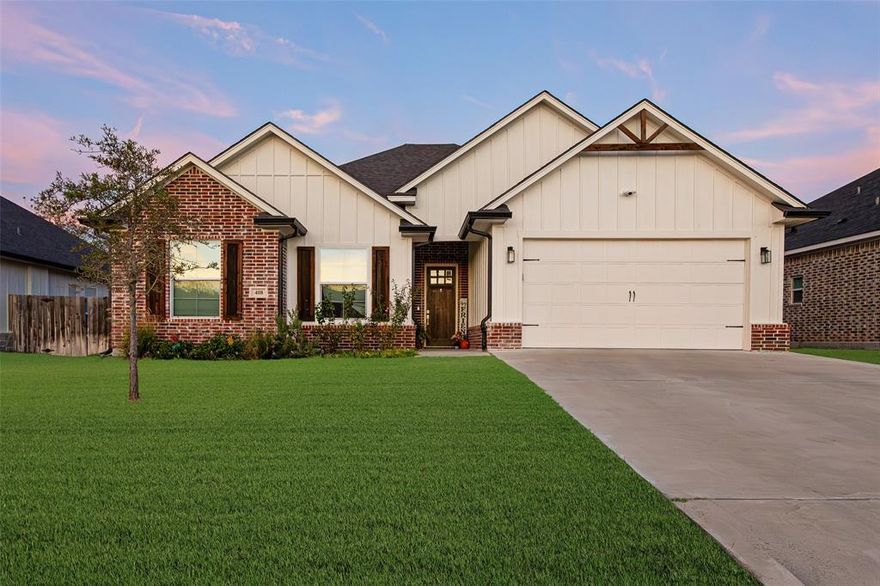 Beautiful 3-bedroom, 2-bath modern farmhouse in Robinson’s highly desirable Daisy Lane neighborhood! This move-in-ready home sits in a quiet, one-street community of charming modern homes and offers the perfect mix of comfort, style, and convenience.

Step inside to find brand-new flooring throughout, a bright open-concept kitchen, and a spacious living area with a stunning fireplace and custom built-in cabinets. A state-of-the-art water filtration system adds peace of mind, while the functional layout provides great flow for daily living and entertaining.

The primary suite and secondary bedrooms are generously sized, making this home ideal for families or anyone seeking a newer home without needing updates. The well kept yard is perfect for entertaining and easy maintenance. 

You’re just minutes from Waco, Baylor University, shopping, dining, and popular attractions like the Magnolia Silos—offering both tranquility and great accessibility. Located within walking distance to Robinson ISD schools, this home makes school drop-off and pick up incredibly convenient.

The neighborhood sits slightly on a hill, offering great sunsets every evening—the perfect end to your day. Come by and see your dream farmhouse today!