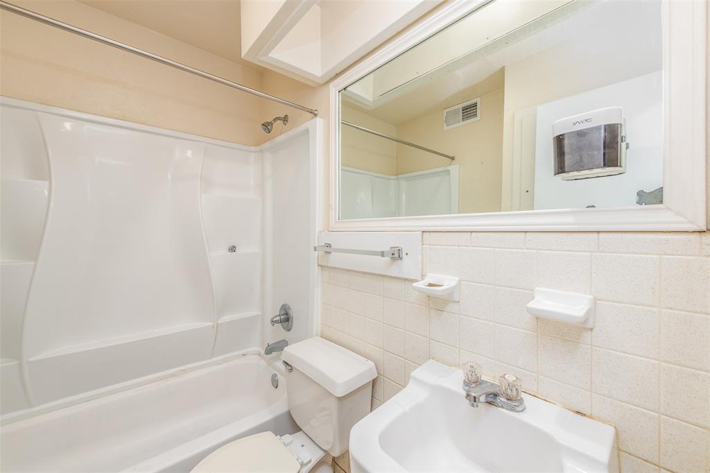 Plaza Terrace Add - Residential Lease