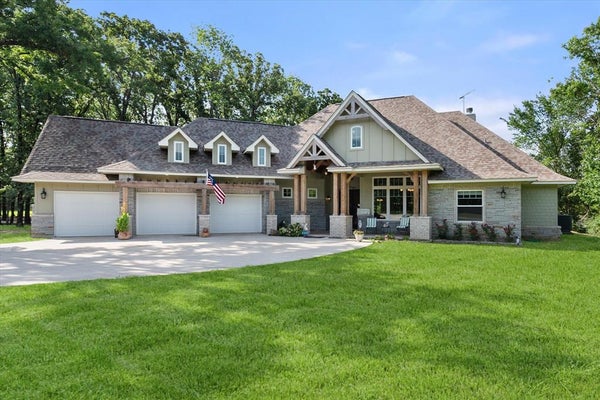930 WATERS EDGE DR, CORSICANA, TX 75109 - Image bab19082c1e9a006a62e00483cdb8d6c/1078962382