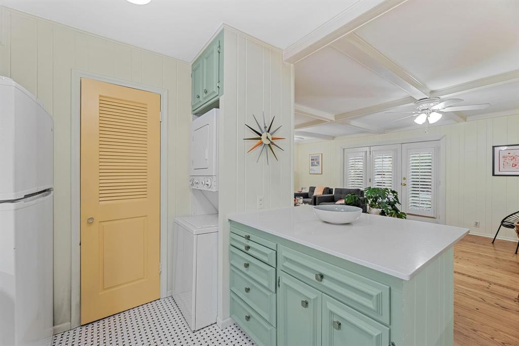 Prestwick Manor - Residential